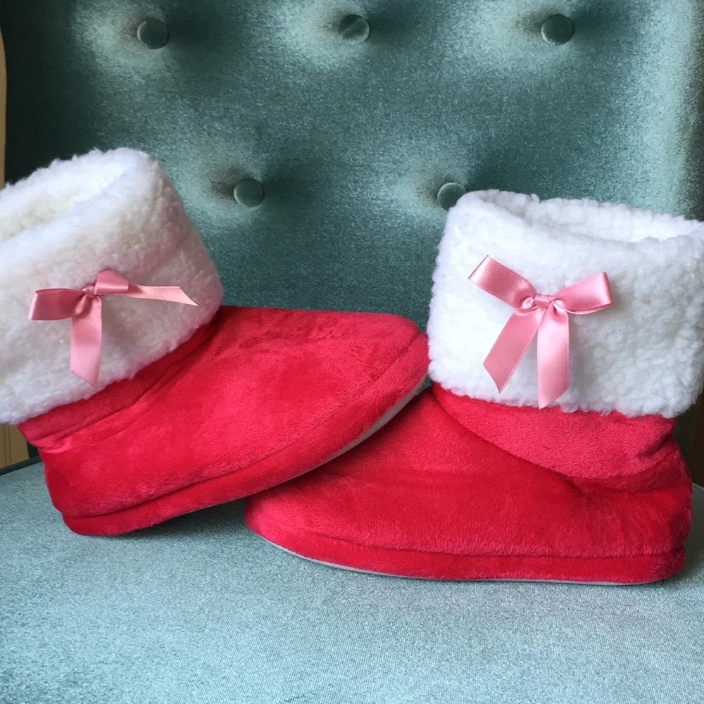 American girl slippers size 1/3 red and‎ white